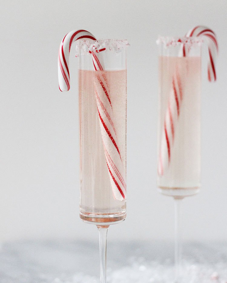 Peppermint-White-Christmas-Cocktail
